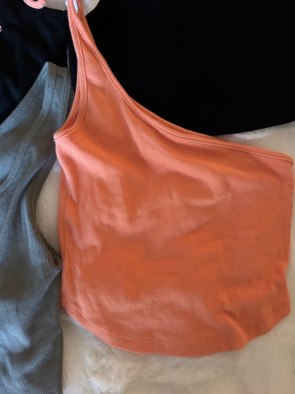 Crop Top Bundle - Picture 5 of 7